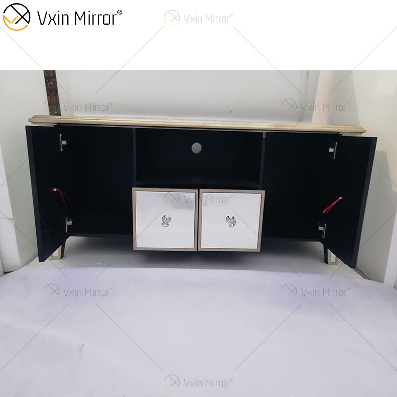 Móveis ornamentados de Berlim WXF-680 Anti Champagne Gold Armário de TV com 2 gavetas e portas