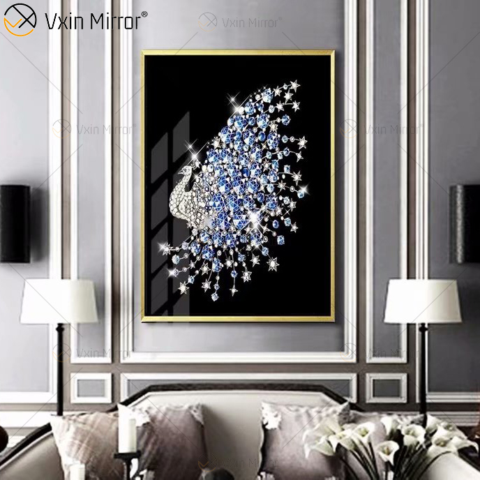 Exibição de moldura de alumínio de luxo, cristal de pavão, pintura de porcelana, fundo, sofá, parede, pintura, decoração, sala de estar