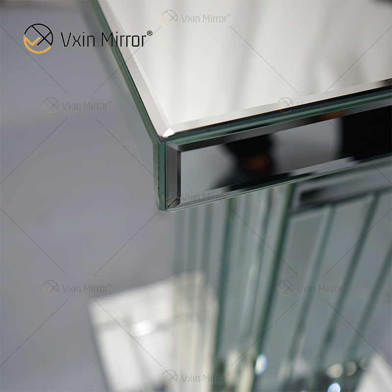 Venda imperdível da fábrica WXF-010 Estilo clássico Pilar Romano Prata Decoração de Casa Mesa Lateral Espelhada