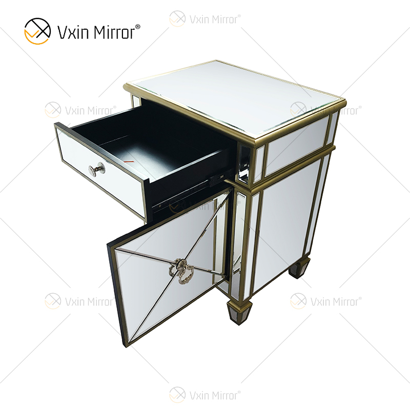 Fornecimento de fábrica WXF-873 Móveis de quarto dourados mesinha de cabeceira de luxo com 2 gavetas mesa de cabeceira espelhada