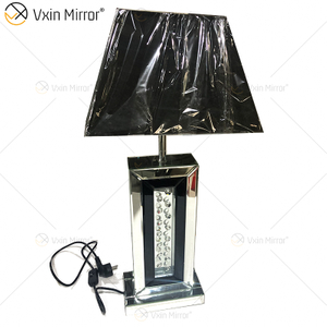 Fornecimento de fábrica WXTL-143 moderno candeeiro de mesa prata moldura preta com abajur para lâmpada espelho de quarto