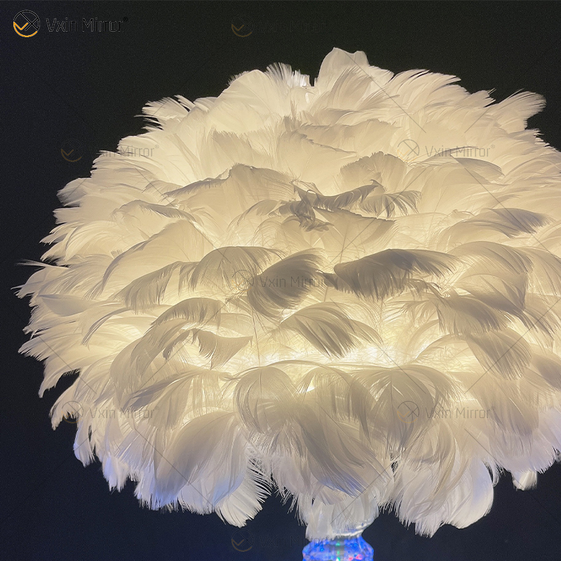 Candeeiro de mesa de vidro de penas lindo de fornecimento de fábrica com LED para quarto
