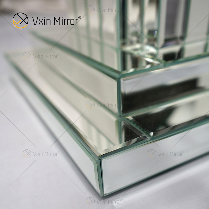 Venda imperdível da fábrica WXF-010 Estilo clássico Pilar Romano Prata Decoração de Casa Mesa Lateral Espelhada