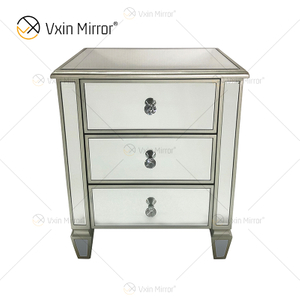 Fornecimento de fábrica WXF-074 Móveis de quarto dourados mesinha de cabeceira de luxo com 3 gavetas mesa de cabeceira espelhada