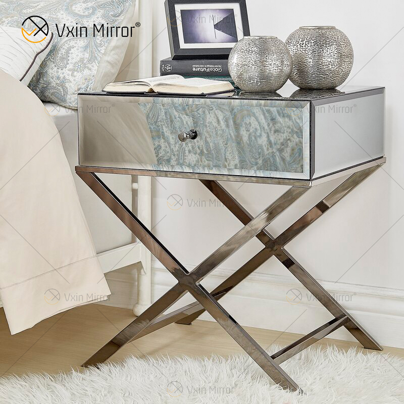 Mesa de cabeceira de cristal para móveis de aço inoxidável prata moderna WXF-046 com 1 gavetas mesa de cabeceira espelhada