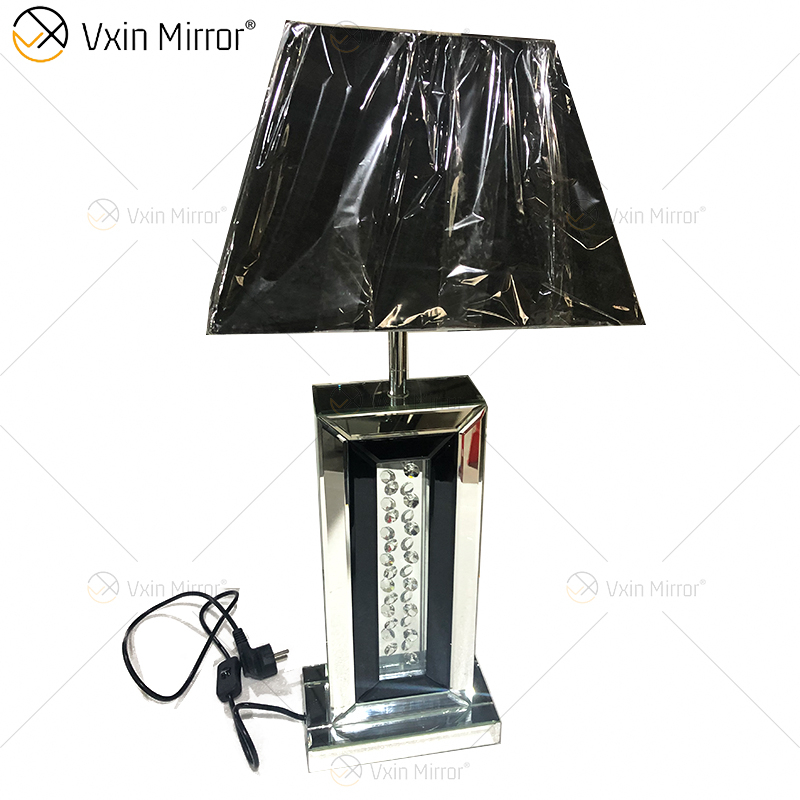 Fornecimento de fábrica WXTL-143 moderno candeeiro de mesa prata moldura preta com abajur para lâmpada espelho de quarto